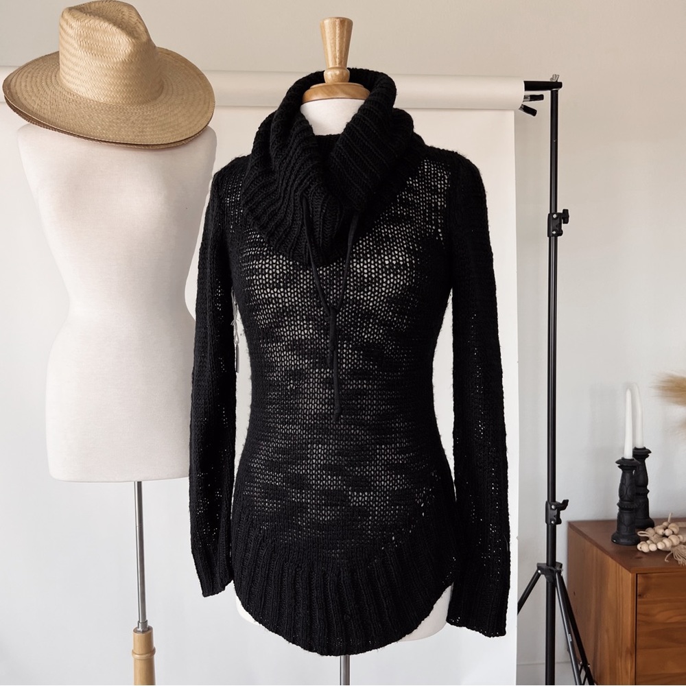 RELAXED FIT BLACK TURTLENECK KNIT SWEATER TOP - Picture 2 of 10